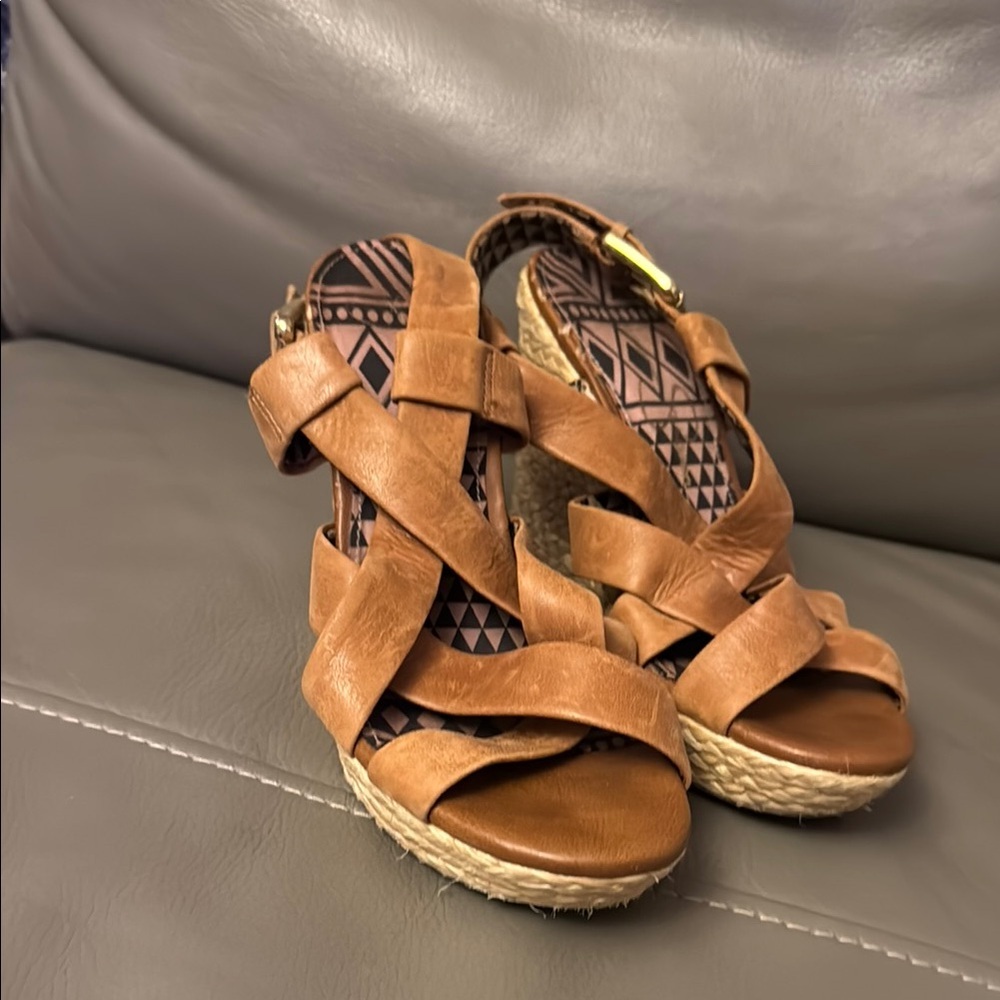 Jessica Simpson Brown Strappy Wedge Sandals size 7.5B